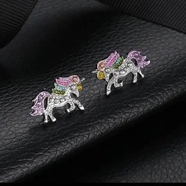 New Beautiful Prancing Full Unicorn Rhinestone Stud Earrings Perfect Giftt