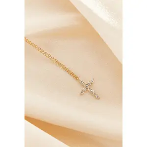 ARI CROSS NECKLACE