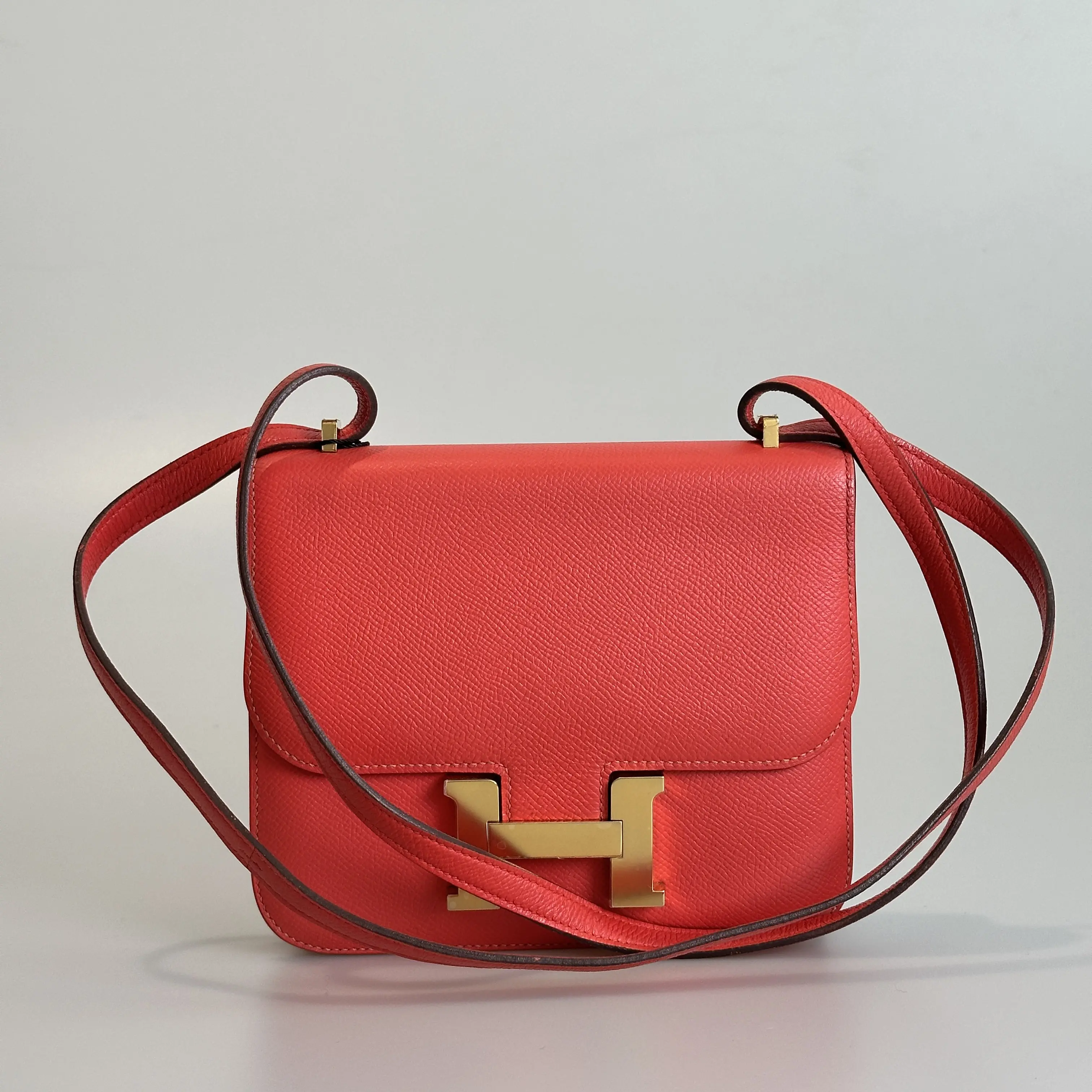 Pre-owned HERMÈS Epsom Shoulder Bag Hermes Constance 18 Rouge H with Gold Hardware 27812461