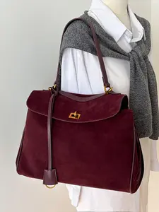 New Trendy Matte Leather Large Capacity Tote Bag, Pu Tote Satchel, Same Style Handbag, Feel Crossbody Bag, Kelly Bag, Fashionable and Spacious