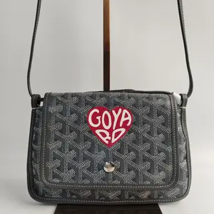 Pre-owned Goyard canvas Shoulder Bags Plumet Crossbody Bag in Black Chevron with Heart Motif