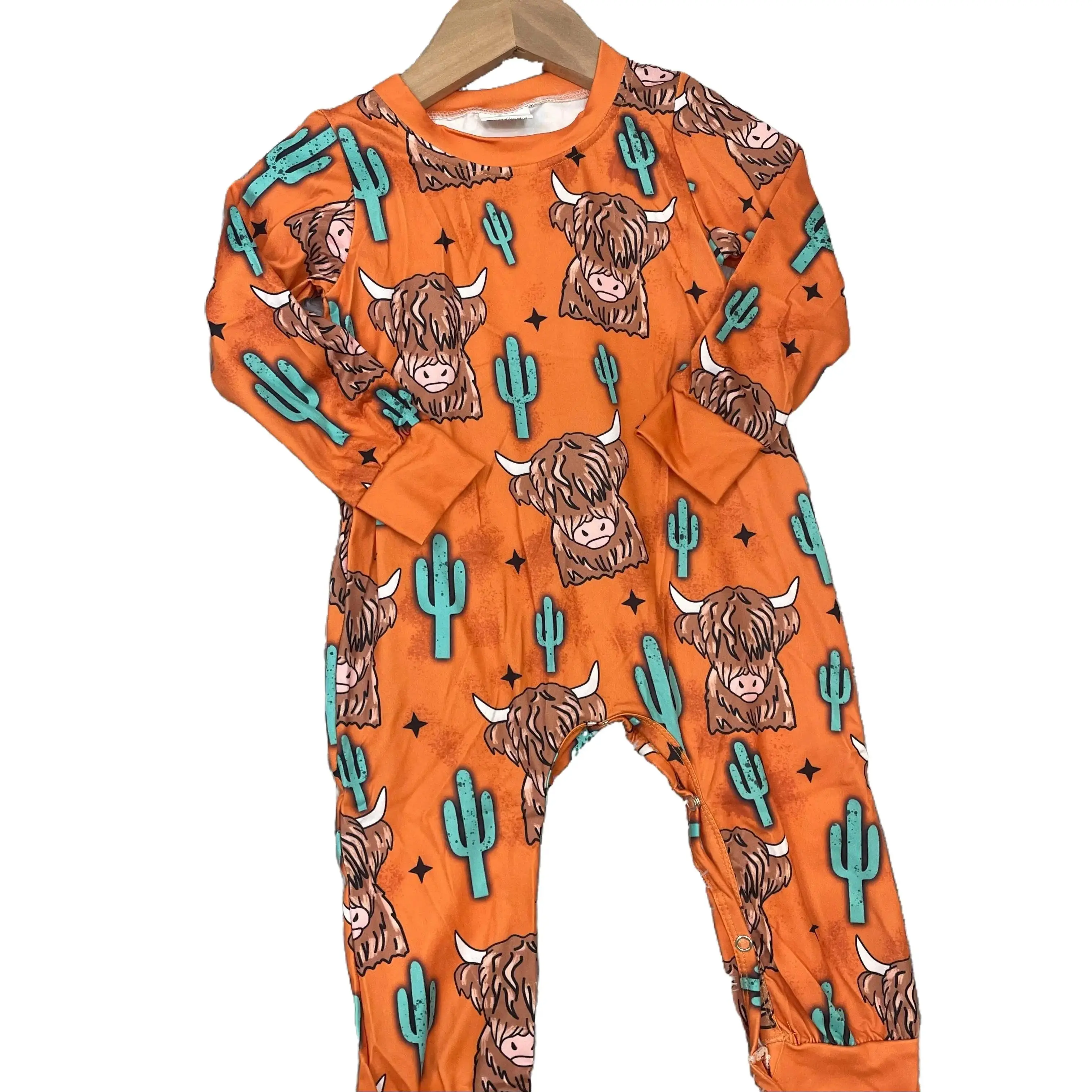 Newborn Boy Highland Cow Romper, Infant Toddler Clothes, Infant Jumpsuit, Newborn Boy Outfits, Winter Western Stretchy 5% Spandex Print Fabric Flex Bodysuit