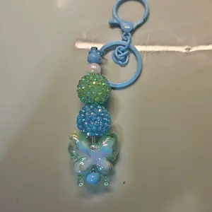 Blue Beaded Keychain with Butterfly Charm and Sparkling Beads for Stylish Accessory