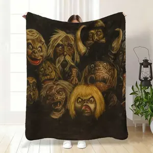 Maze Movie Blanket with Jareth the Goblin King & Labyrinth Fantasy Creatures - Ultrasound-Printed Flannel Bedspread Suitable for Girls, - Cozy Throw for Bed, Sofa, Travel - Iconic Movie Gift for & Girls