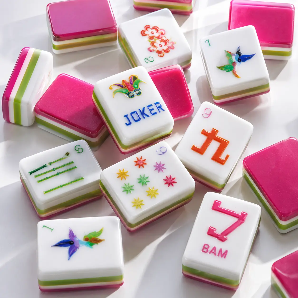 American Mahjong Set - 160 Durable Hand-Cranked Mini Tiles, High-End Crystal Acrylic Engraved Rose Red, Home Gift Set for Family Game Night Adults Beginners
