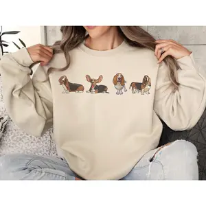 Basset Hound Mom T-Shirt / Sweatshirt / Hoodie , Basset Hound Dog Shirt,  Dog Mom , Cotton Fabric Crewneck Grey