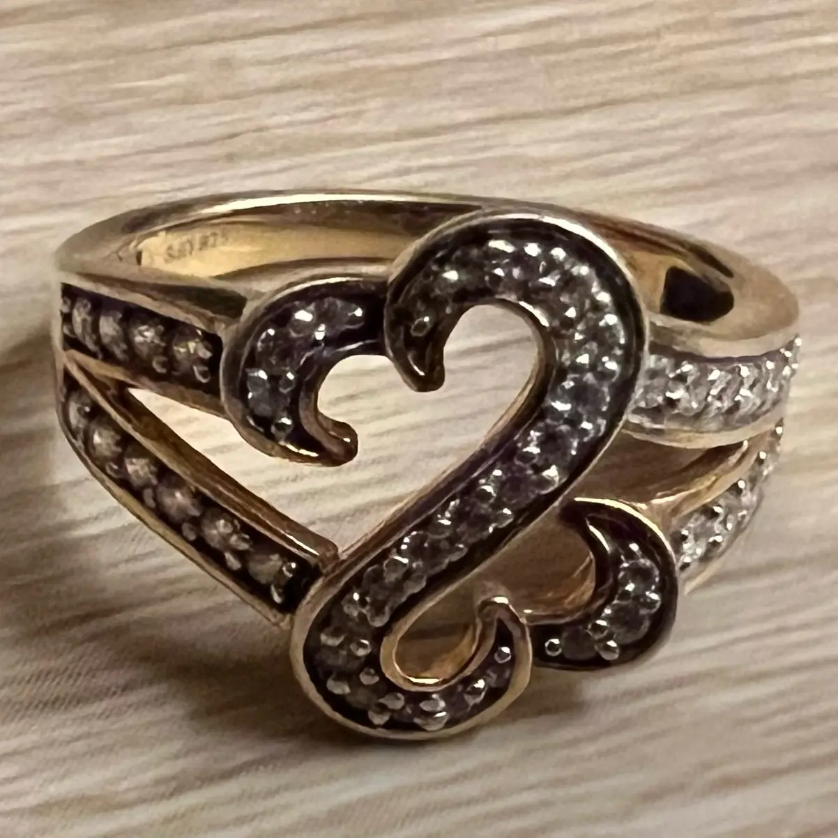 Jane Seymour 925 Silver 14k Open Hearts Diamond Ring - Size 7