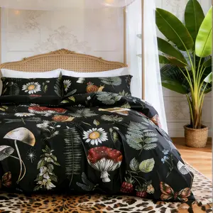 Forest Mushroom Themed Bedding Set for Nature Lovers, Unique Design Brightens Your Bedroom, Soft and Comfortable Duvet Cover and Pillow Shams, Perfect Gift for All Seasons