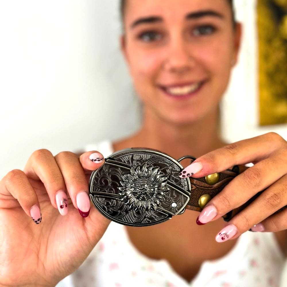 Sunflower Western Women's Belt, Women's Cowboy Belt, can be paired with trousers and jeans, vintage floral engraving design.