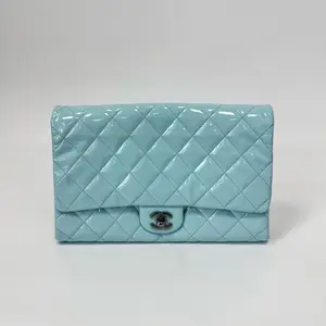 Pre-owned CHANEL Blue Patent Leather Classic Flap Bag, Code 17, Base Length 27cm, No Accessories｜Serial N22279567