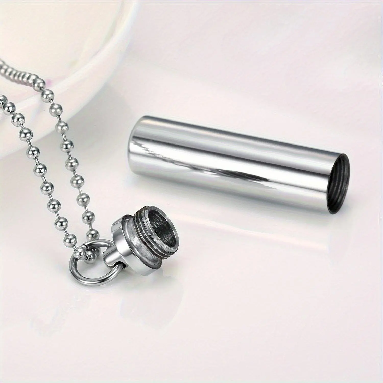 1pc Stainless Steel Cylindrical Geometric Pendant Necklace - Perfume/Wishing Bottle Holder, Fade-Resistant, Suitable for Daily Wear, Party, Anniversary, Elegant Costume Jewelry Gift Choice, No, Not Easy To Fade