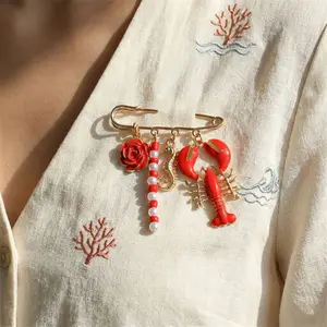 Creative Funny Red Lobster Seahorse Brooch Rose Flower Beer Mug Metal Fish Conch Pearl Safety Pin Beach Y2K Aesthetic Jewelry