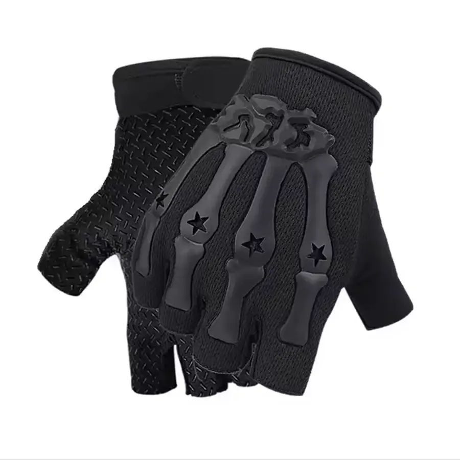 Sports Gloves, Black Skull Design with Star Patterns, Enhanced Grip, Comfortable Fit for Sports & Outdoor Activities