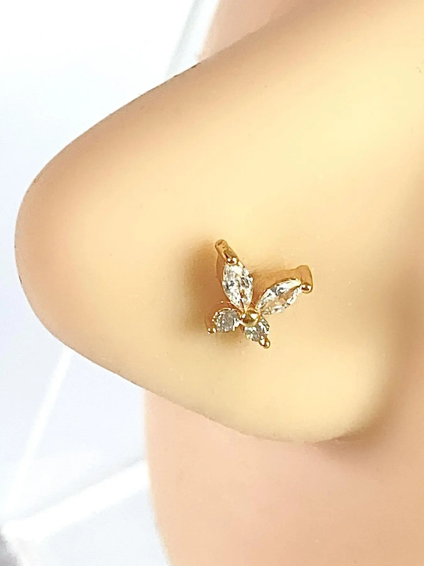 Butterfly Motif CZ Nose Stud, Threadless Flat Back, Stainless Steel, Cartilage Earring, Helix Tragus Nose Piercing Jewelry for Women, Nose Studs Flat Back