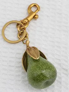 Fruit Design Keychain, Cute Pear Shaped Keychain for Women & Men, Fashion Accessories for Bag Decoration, Trendy All-match & Exquisite Keychain for Birthday Gift, Keychain for Bags