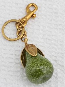 fruit design charms keychain, gifts for wife, cute pear shaped pendant keychain for women & men, fashion jewellery accessories for bag decoration, trendy all-match & exquisite car keychain for birthday gift