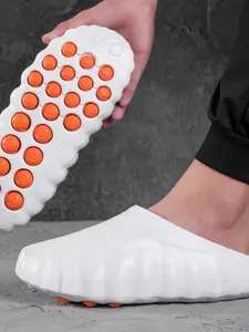 Trendy Holey Shoes with Massage Sole, Lightweight Outdoor Sandals, Thick Anti-Slip Bottom, Shock Absorption Particles, Comfortable Flip Flops