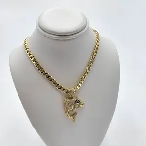 MARACCESORIOS. dolphin pendant and chain. dije de delfin y cadena. chain size 18 inches.