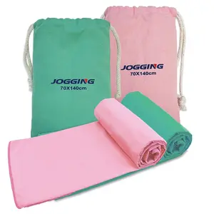 Microfiber Gym Towel with Bag, 1 Count Skin Friendly Odor-free Quick Dry Sweat Towel, Highly Absorbent Gym Towel for Working Out, Yoga, Running, Sport, Trifold Towel