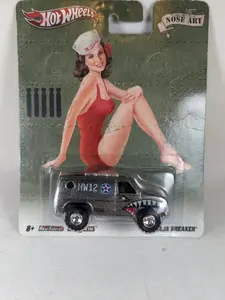 Hot Wheels Pop Culture, Nose Art Baja Breaker Diecast Model Car