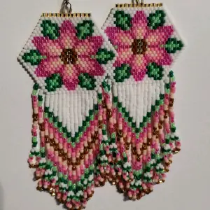Flower beaded earrings