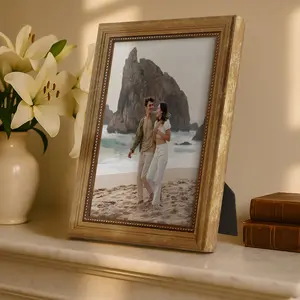 Americanflat Vintage Frames Antique-Style Molding for Photo Decor - Elegant and Timeless Design