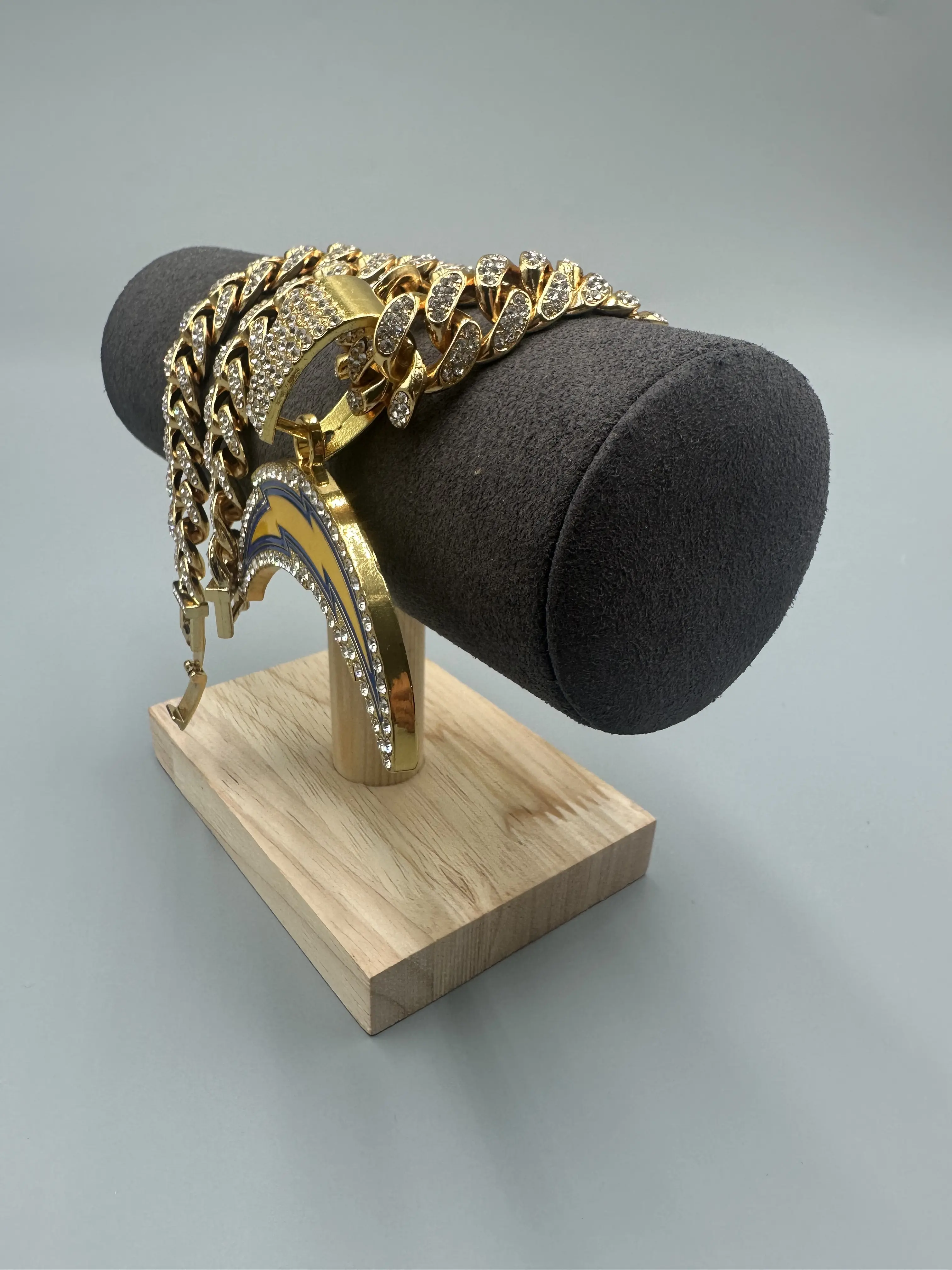 shand  Hip-hop style, streetwear, dazzling stone necklaces worn at party events, hip-hop style Cuban chains, holiday gifts for friends