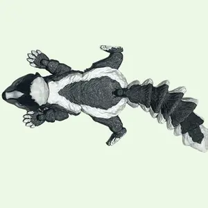 3D Printed Articulated Skunk - Customizable Design with Multiple Functions, Ideal for Home Decor and Crafting