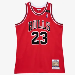 Michael Jordan Chicago Bulls 1991-92 Red Authentic Jersey