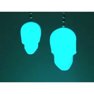 Glow in the Dark Skull Fan Pulls