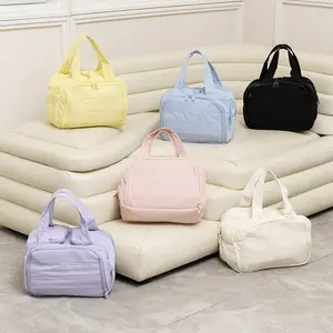 Women Travel Bag，Large Capacity Toiletry Bag，Waterproof Lightweight Large Wide-open Travel Bag , Puffy Cosmetic Makeup Bag Organizer with Handle for Accessories,Essentials, Toiletries