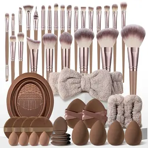 47PCS Ultimate Brown Makeup Brushes Kit Includes 25Pcs Full-Face Brushes & Headband & Wristbands & Makeup Sponges & Makeup Puffs & Brush Cleaning Tool, Facial Makeup Tool Set Professional Make up Brush Set All-in-One Beauty Tools for Women and Girls