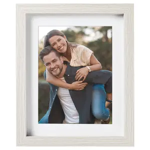 REGALWOVEN Picture Frame, Rustic Texture Frame Distressed Farmhouse Photo Frames for Table Top or Wall Mounting 6x8 Inch Beige