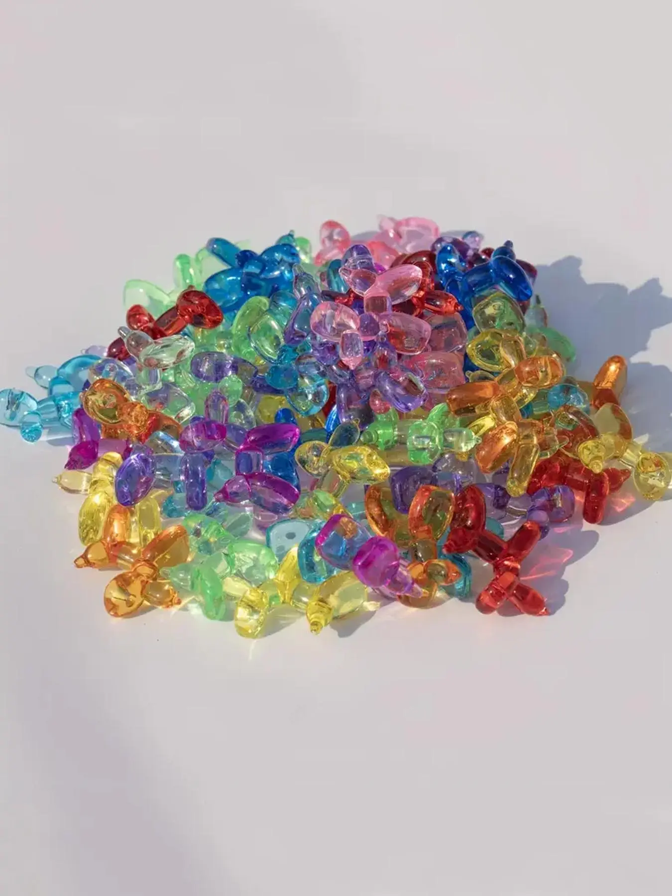 25pcs/50pcs Acrylic Mini Balloon Dog Sculpture Charms, Art Charms, Diy Craft Embellishments, Random Mixed Colors, DIY Craft Accessories For Baking, Vase Fillers, DIY Craft Supplies, Playful Design, Glossy Finish, Decorative Objects