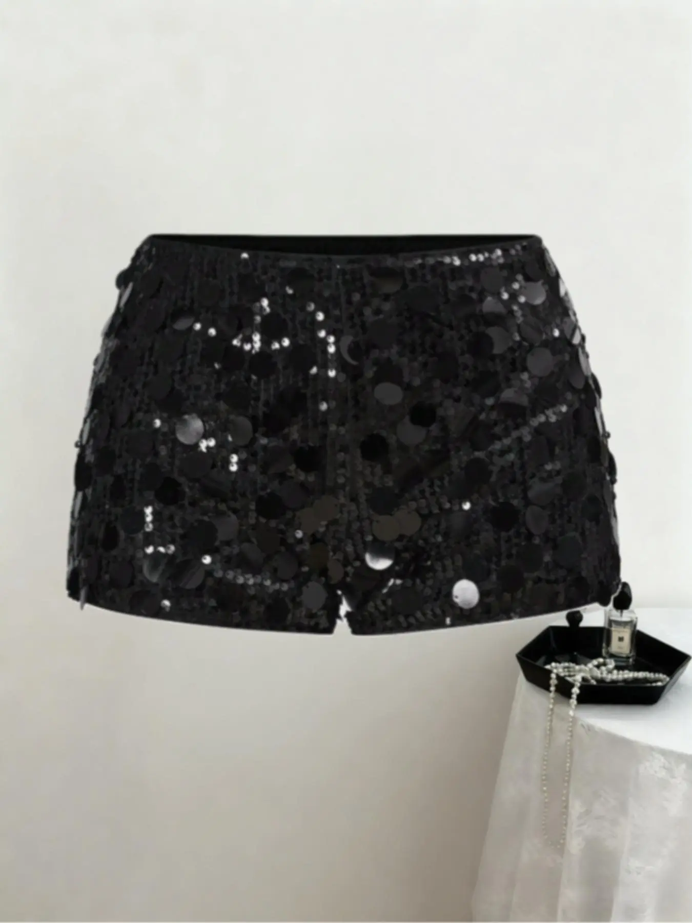 Women's Sequined Punk Mini Fitted Shorts Womenswear Bottom, Rock Style Ladies' Fashion, Sparkling Statement Party Wear, Comfortable Summer Clothing