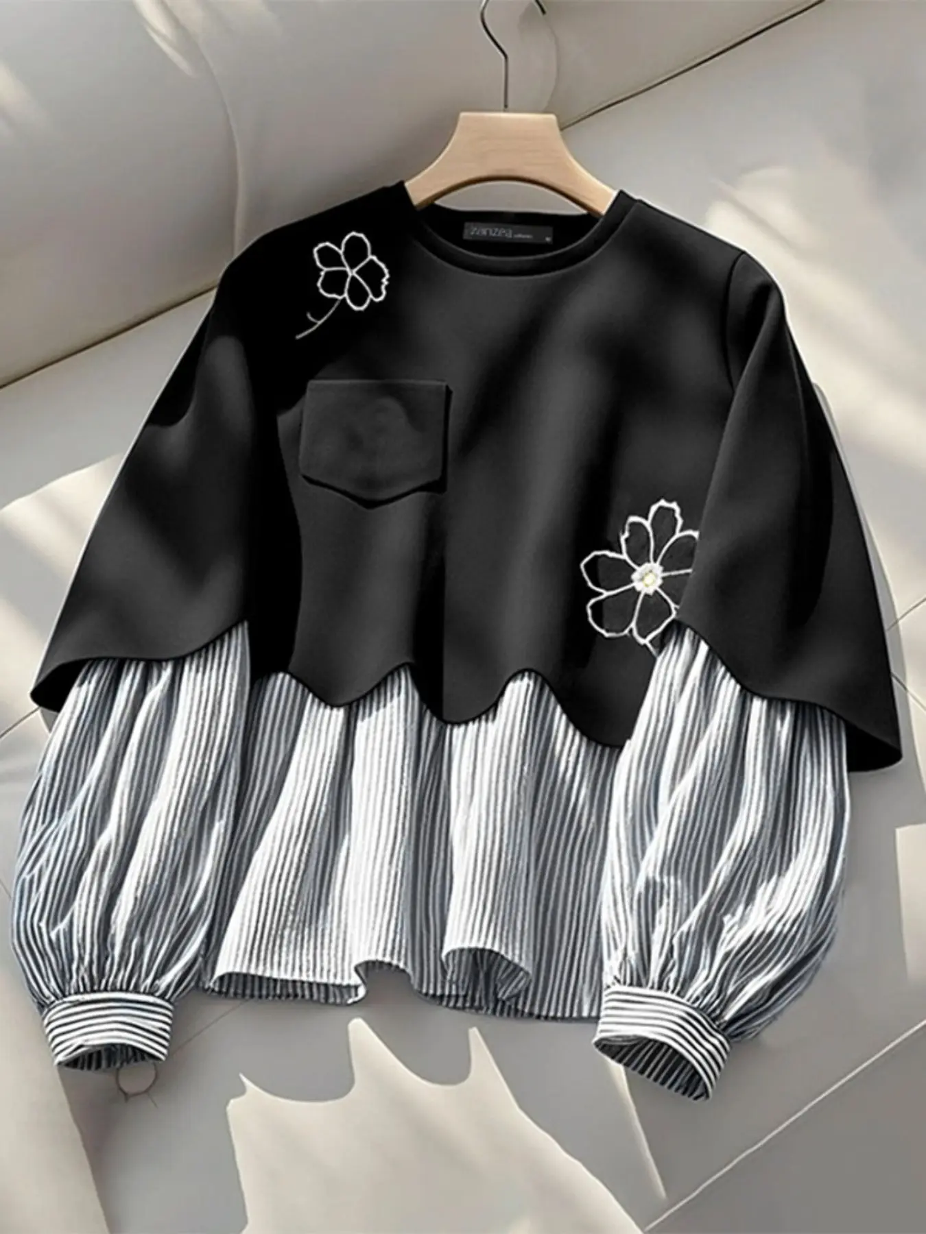 Loose Round Neck Long Sleeve Knit Knitting Knitted Patchwork Striped Floral Embroidery Pocket Aesthetic Casual Style Everyday Hoodie Knitwear, Women's Comfortable Casual Pullover Sweater Tops Womenswear