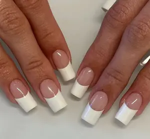 French tip minimal