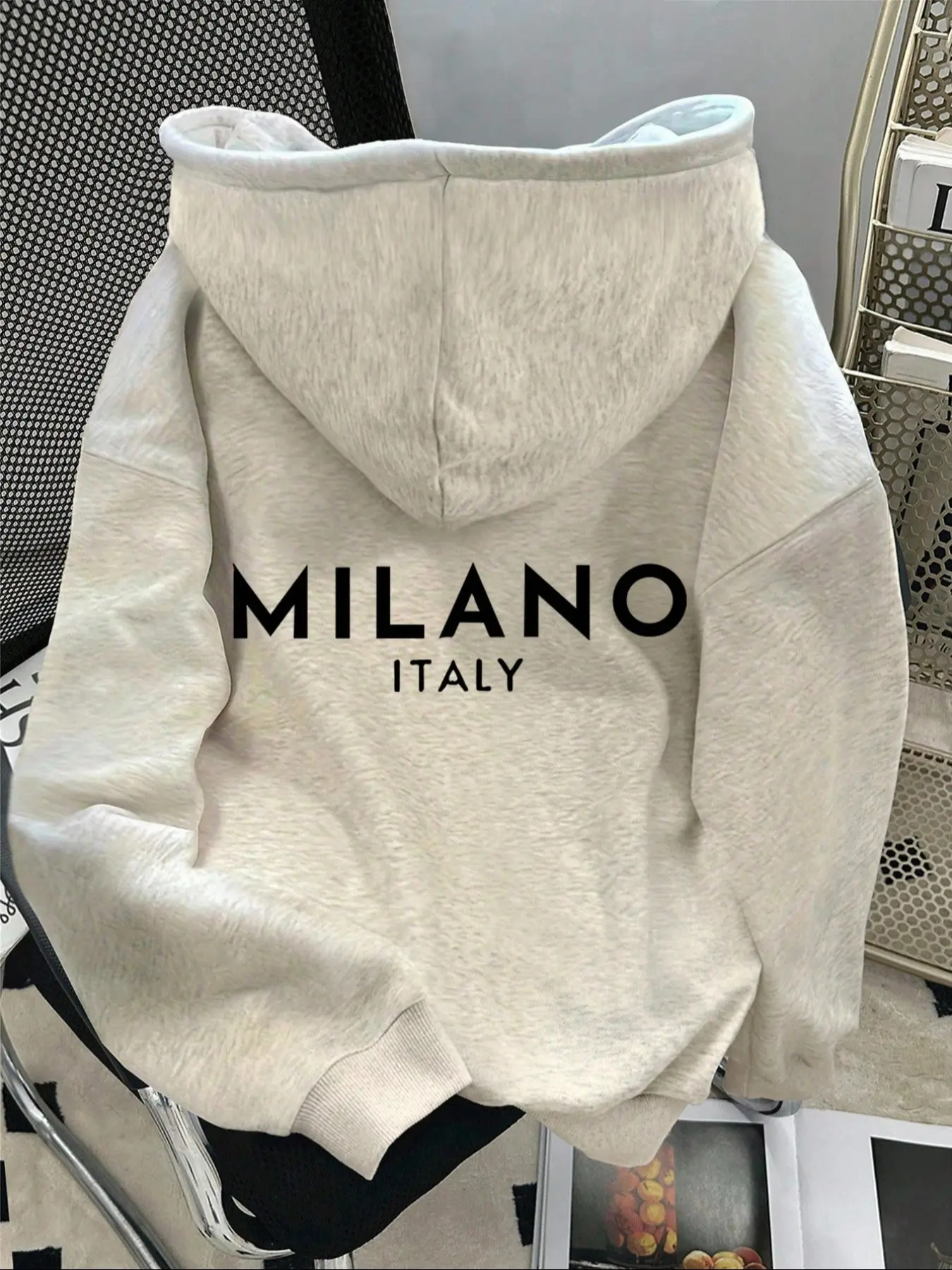 Women's Milano Letter Print Adjustable Drawstring Hoodie, Casual Loose-Fitting Pullover with Drawstring Pocket, Fall & Winter Fashion Sweatshirt