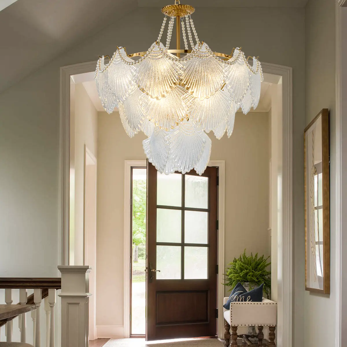 23.6 Inch Gold Shell Crystal Chandelier, Adjustable Chain Vintage Pearl Decor Hanging Light, 8-Light Hardwired Ceiling Lamp for Living Room Dining Room Bedroom Foyer Decor