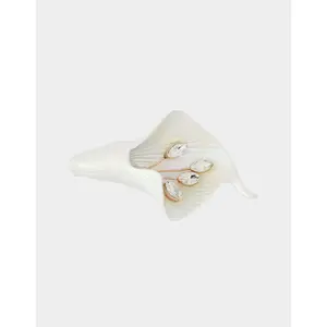 Betsey Johnson CALLA LILY BROOCH WHITE