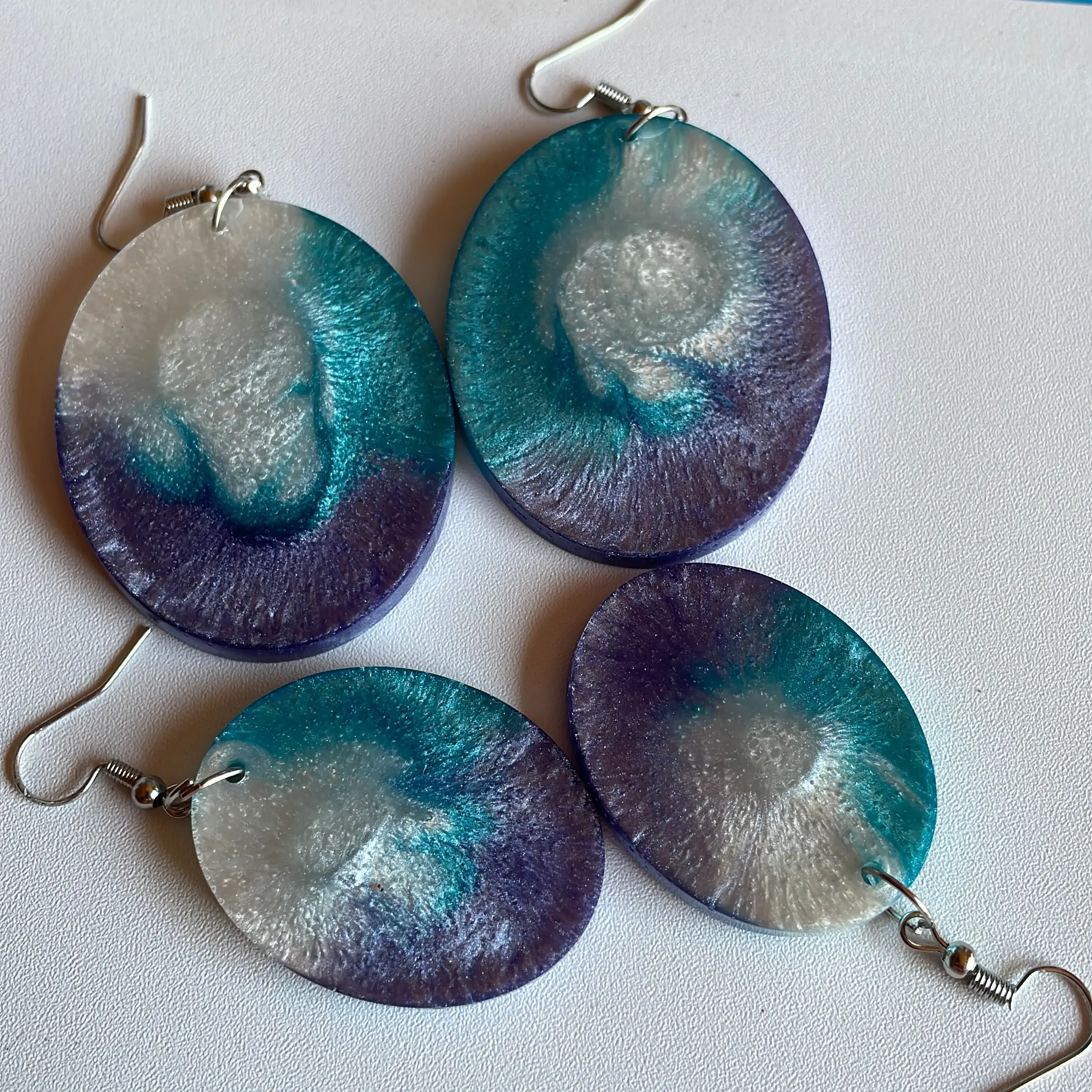 Resin earrings Resin earrings