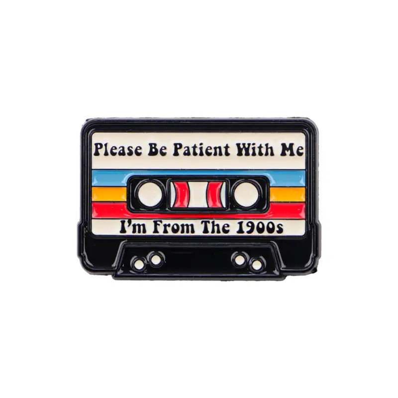 "Please be patient with me,I'm from the 1900s"  Unique Cartoon Quote Vintage Alloy Brooch Pin, Lapel Pin, Perfect Gift for All Occasions, Casual Style Letter Badge Accessory Clip