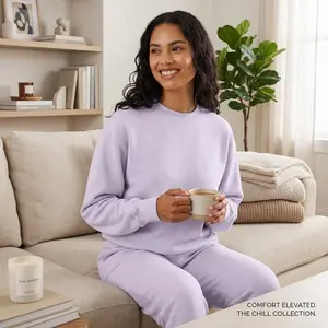 Women's Fleece Sweatshirt - Midweight Placed Flowers Design Comfortable Casual Pullover Hoodie for Everyday Wear, Lightweight Warm Soft Fabric Perfect for Fall Winter Season Ladies Clothing