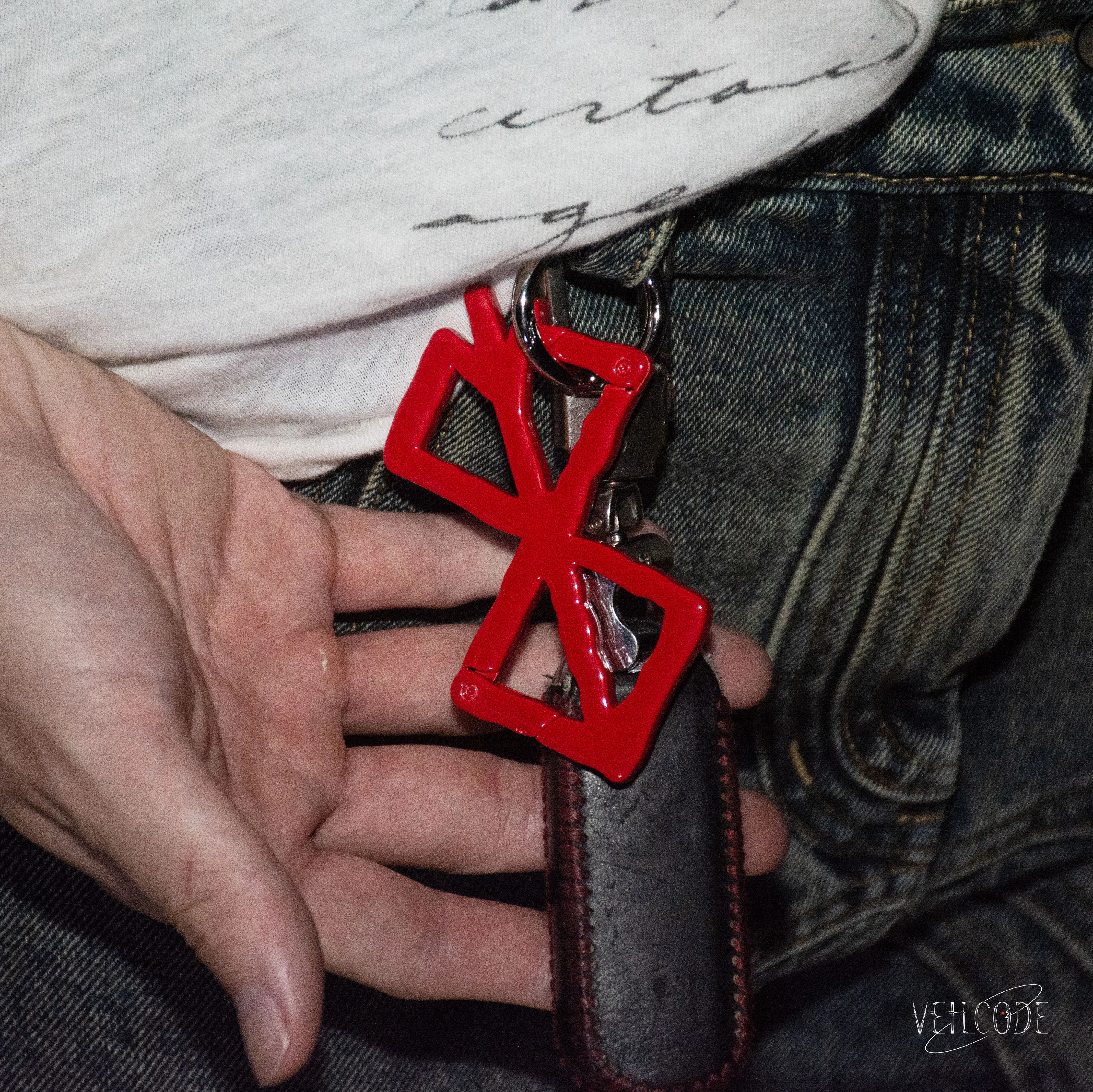 Berserk Sacrifice Symbol carabiner Clip, Punk Carabiner Bag Charm, Belt Loop Accessory, Red/Silver Berserk Sacrifice Symbol carabiner Clip, Punk Carabiner Bag Charm, Belt Loop Accessory, Red/Silver