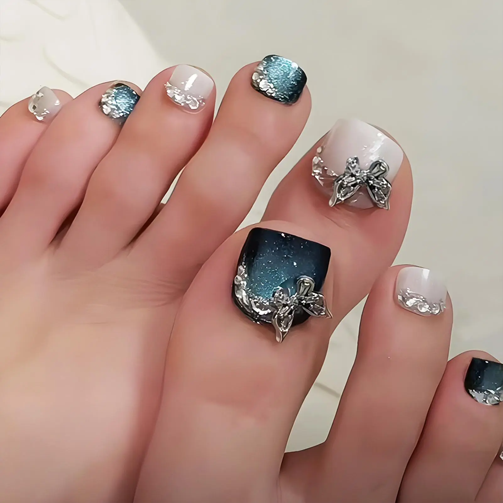 24pcs Luxury 3D Metal Butterfly Fake Foot Nails Blue Cat Eyes Press On Toe Nails Flash Rhinestones French Artificial Nail Art