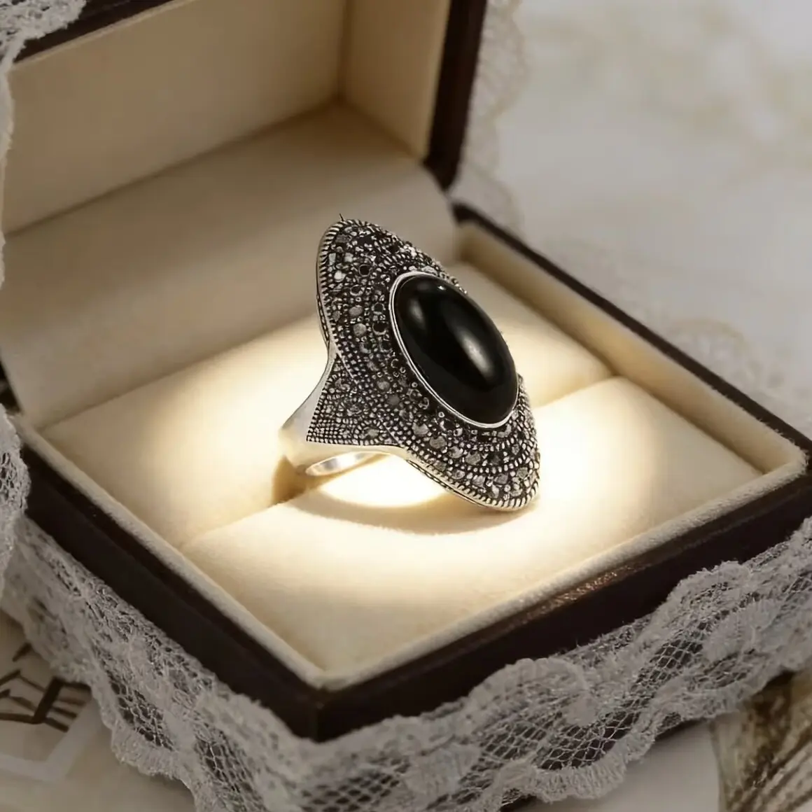 B 925 Sterling Silver Vintage Personality Black Zircon Ring Black Onyx/Obsidian Ring Victorian Style Jewelry for Men and Women, Holiday Gift, Beautiful Rings, Elegant Casual Ring