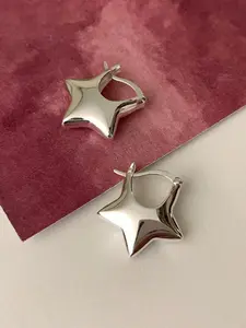 Y2K Silver Color Star Metal Earrings, Hoop Earrings for Women, Unique Personality Jewelry, Fashionable Accessory, Trendy Ear Cuffs