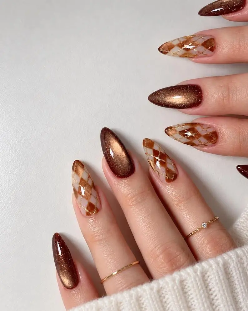 Brown Cat Eye Argyle Press On Nails, Preppy Chic Nails, Y2K Nails, Elegant Nails, Simple Nails, Daily Nails, Fall Winter Nails