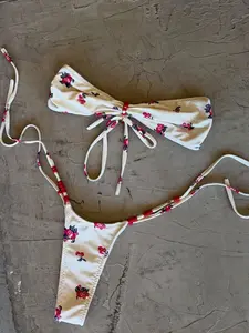 Women's Low-Waist Bandeau Bikini Set, Sexy Fashion Print Two-Piece Swimsuit, Casual Vacation Beachwear Bathrobe Spa Wear, Floral Print Bikini, Bandeau Bikini Top