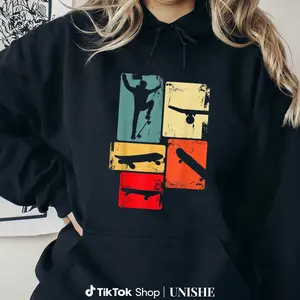 100% Unisex Skater Hoodie – Long Sleeve Skateboarder Style for All